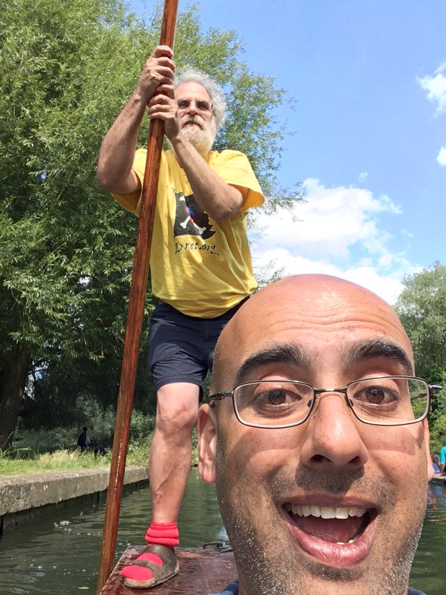 having a punt alt text